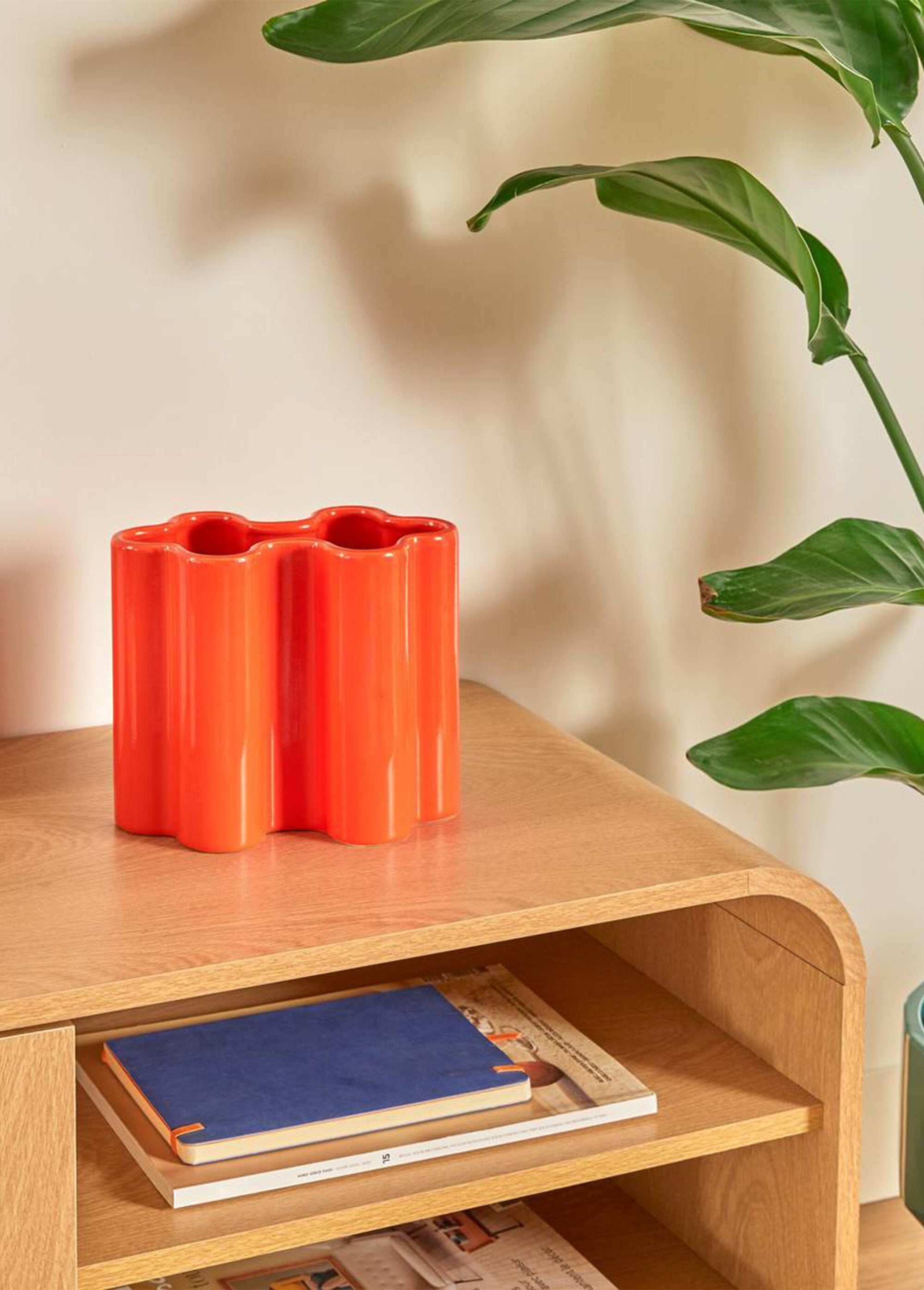 Vaso_decorativo_in_ceramica,_a_forma_di_puzzle_Orange_SF1_slim