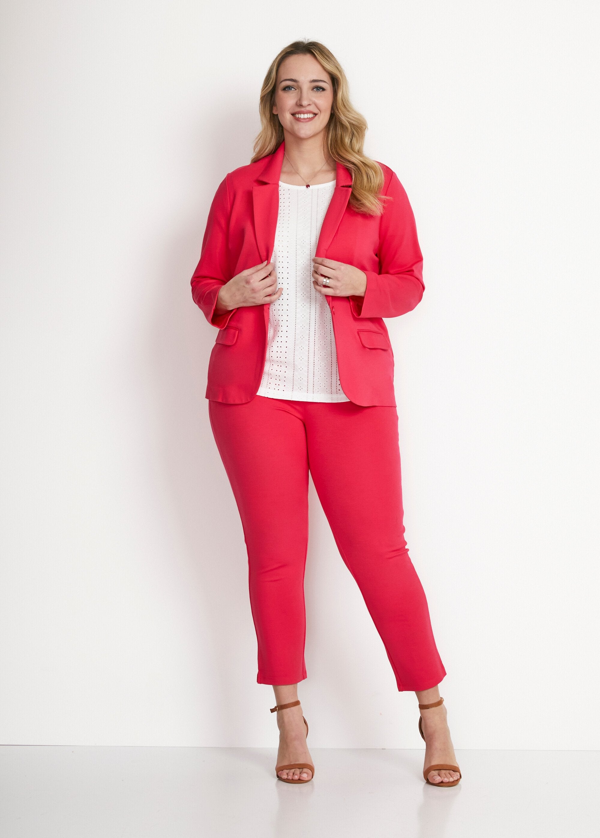 Giacca_button-down_in_maglia_Rosa_SF1_curvy