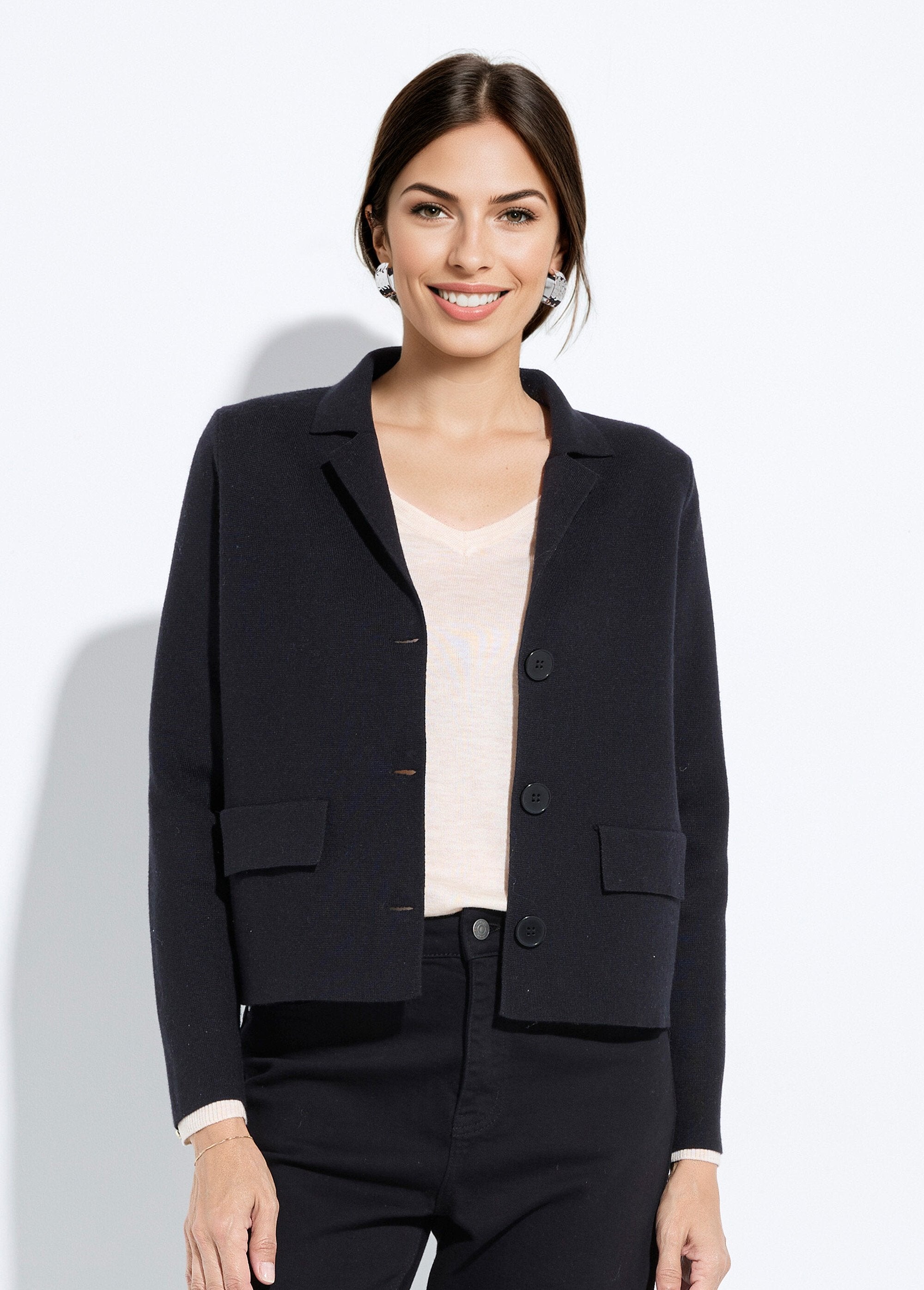 Giacca_corta_in_jacquard_tinta_unita_con_collo_sartoriale_Noir_FA1_slim