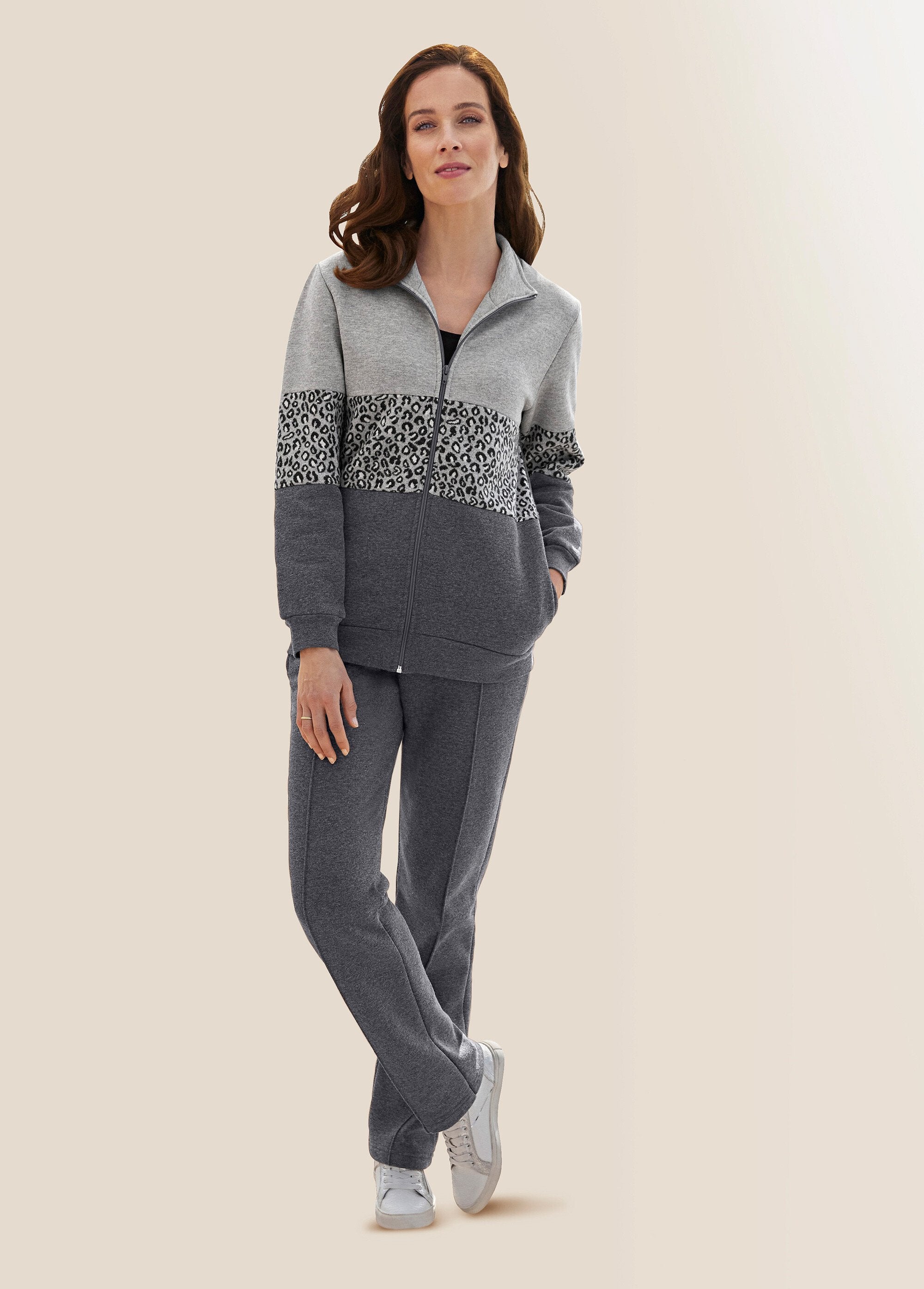 Giacca_lounge_con_zip_foderata_in_pile_e_colletto_rialzato_GRIGIO_SF1_slim