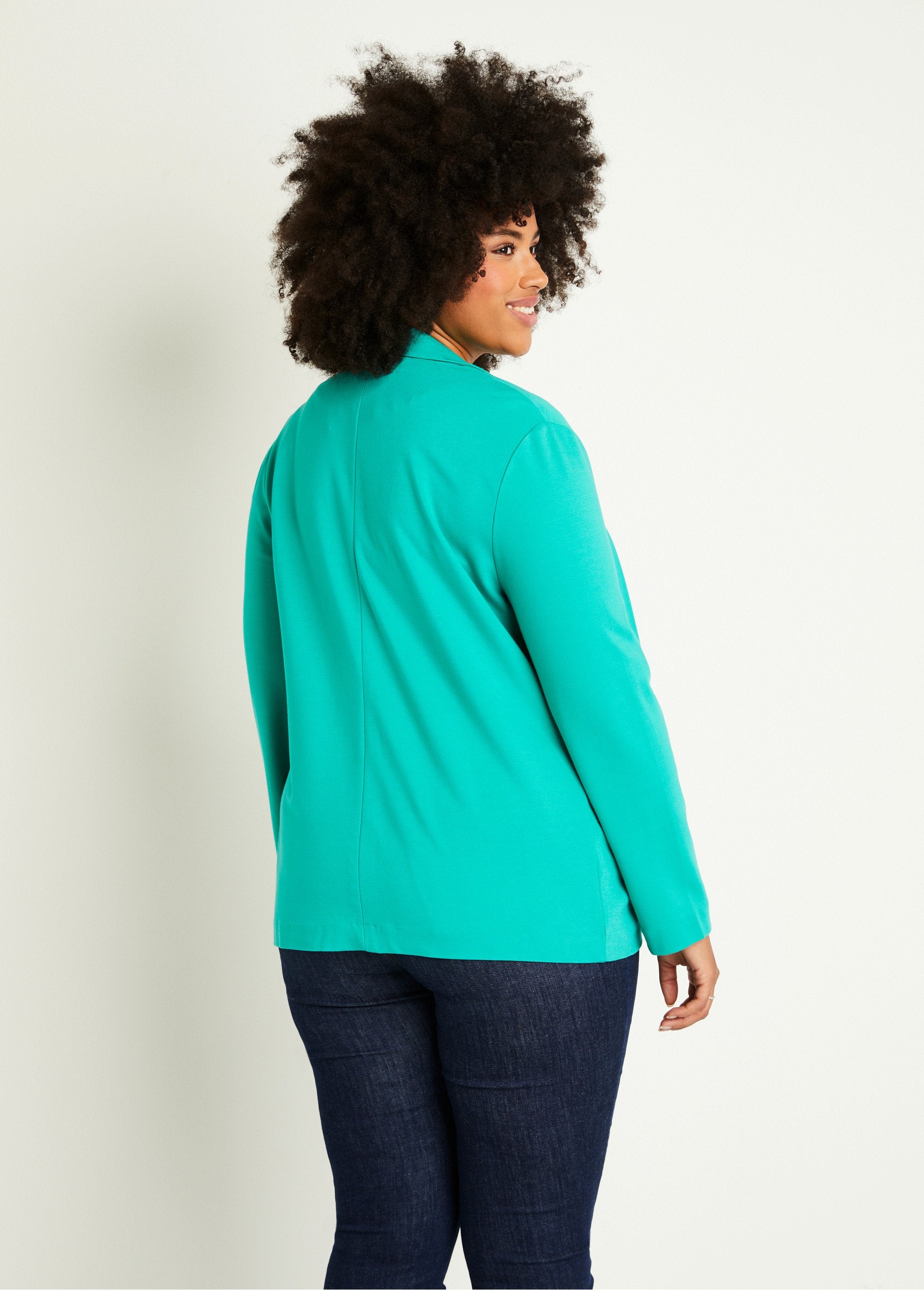 Giacca_button-down_in_maglia_Verde_DO1_curvy