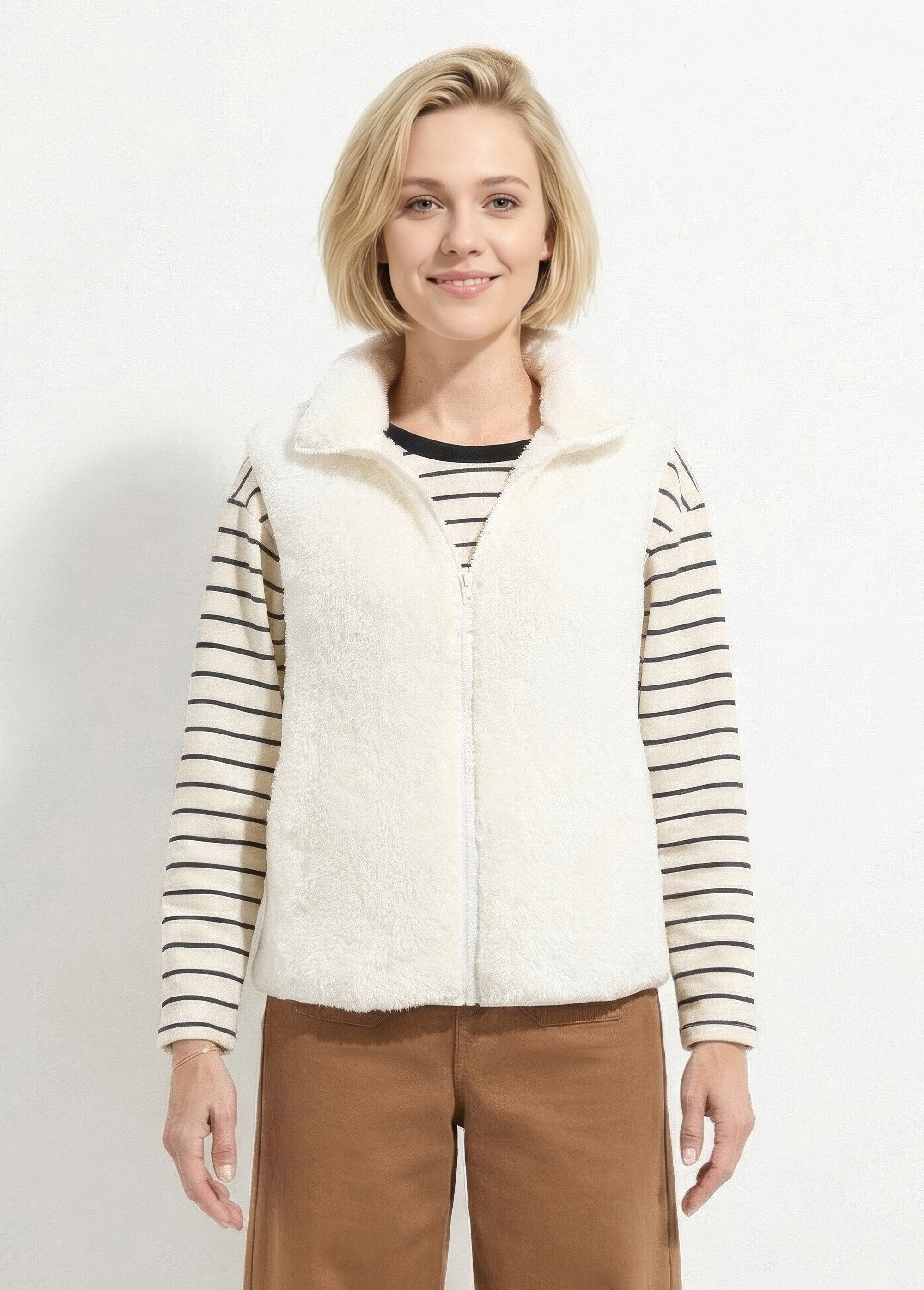 Giacca_in_pelliccia_sintetica_senza_maniche_con_collo_alto_Ecru_FA1_slim