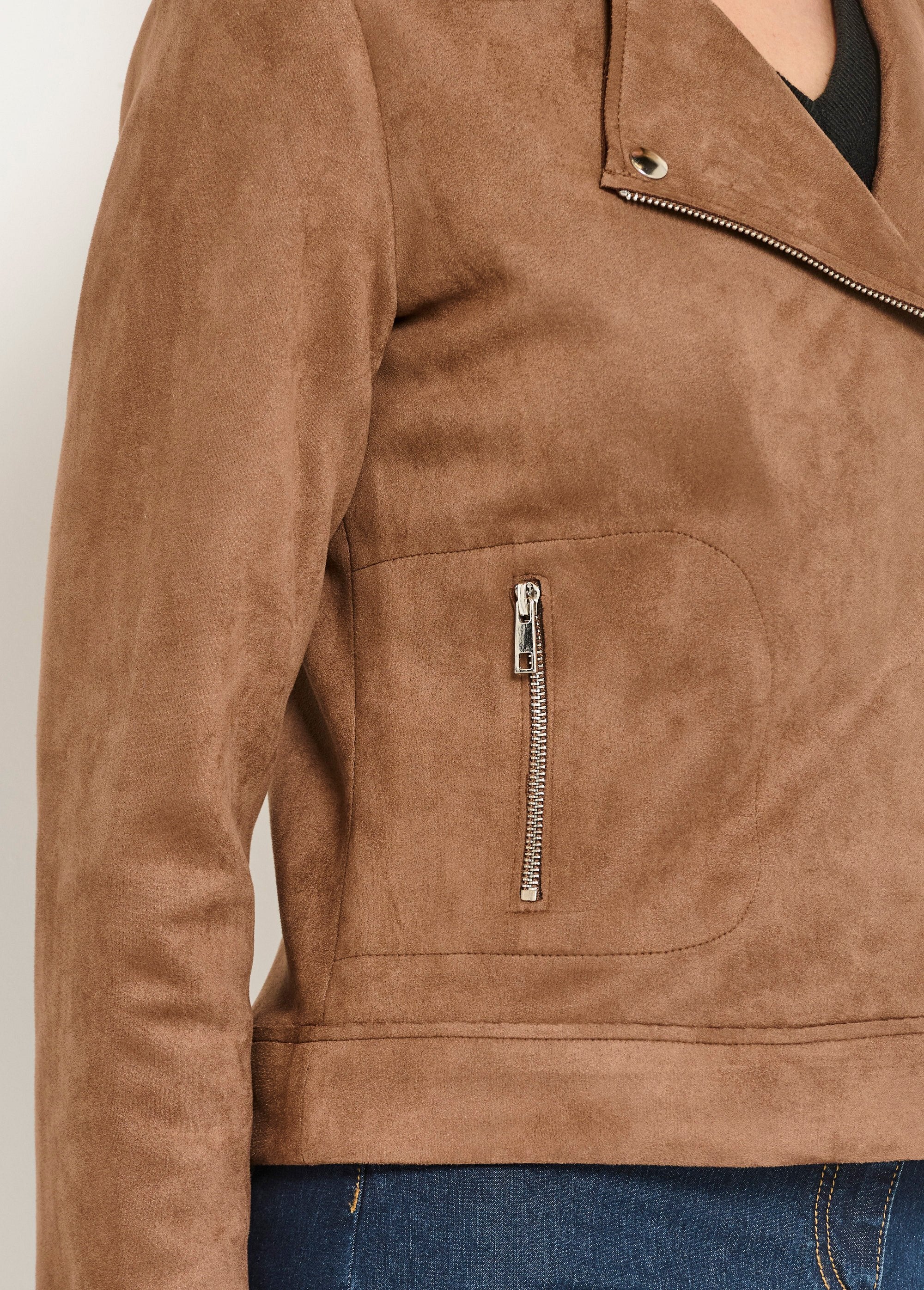 Giacca_biker_corta_con_zip_in_pelle_scamosciata_Camel_DE1_slim