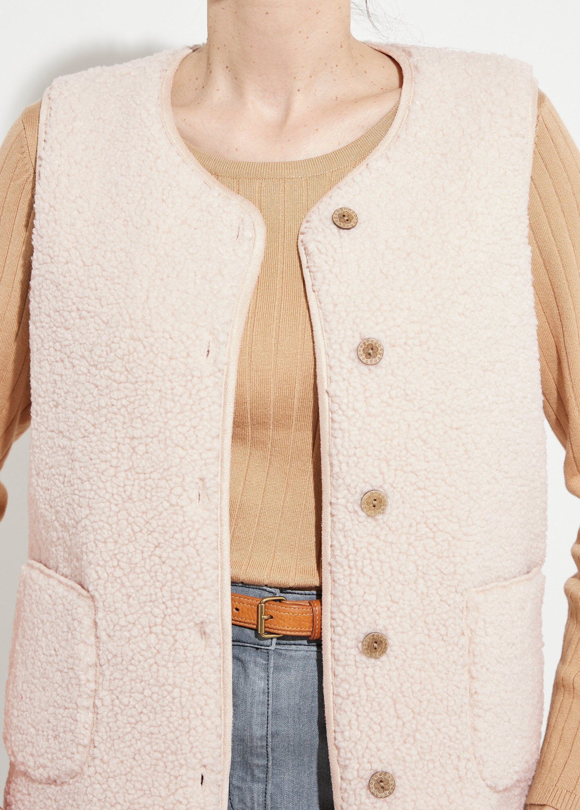 Giacca_senza_maniche_in_sherpa_con_fodera_in_velluto_Beige_DE1_slim
