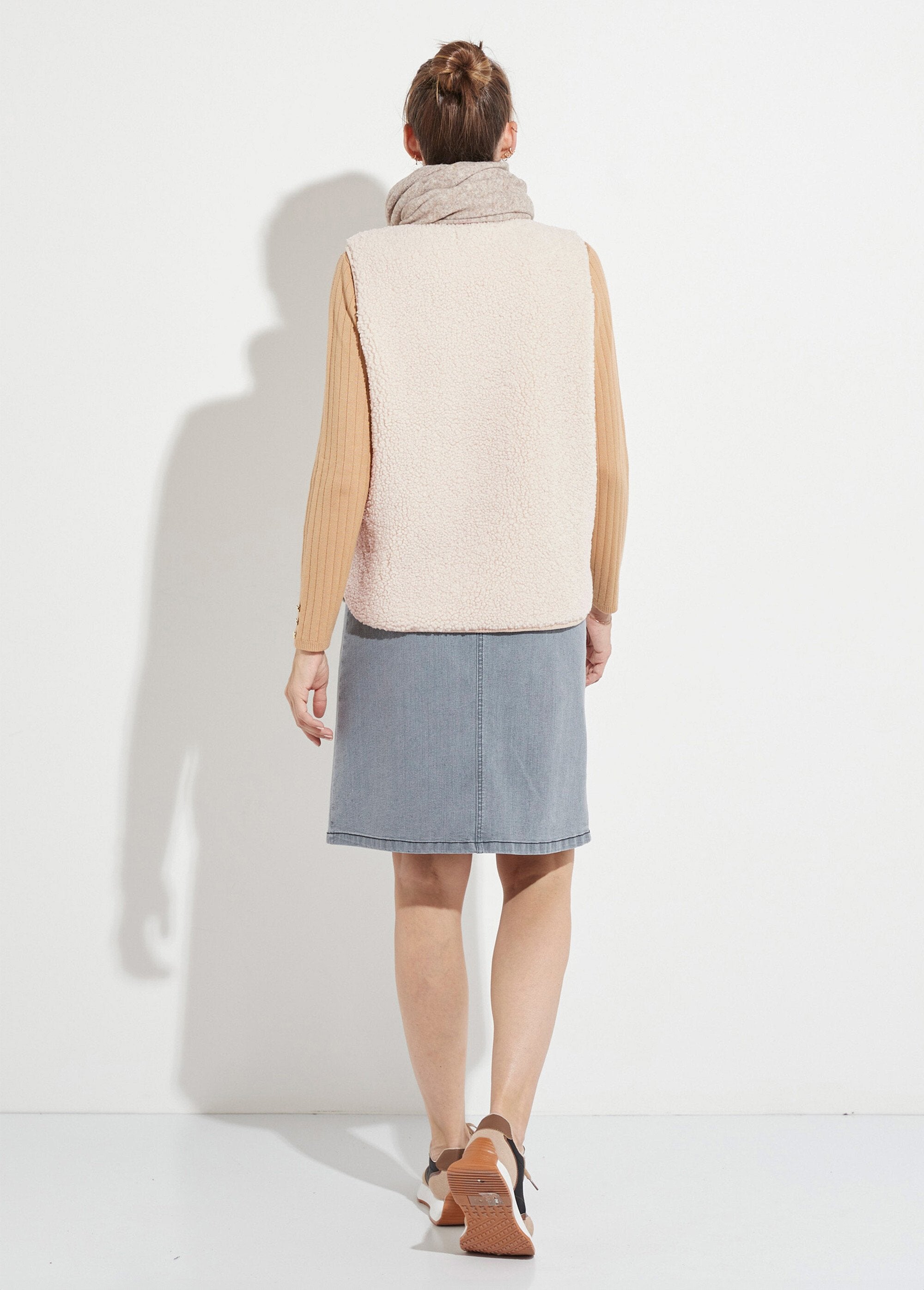 Giacca_senza_maniche_in_sherpa_con_fodera_in_velluto_Beige_DO1_slim