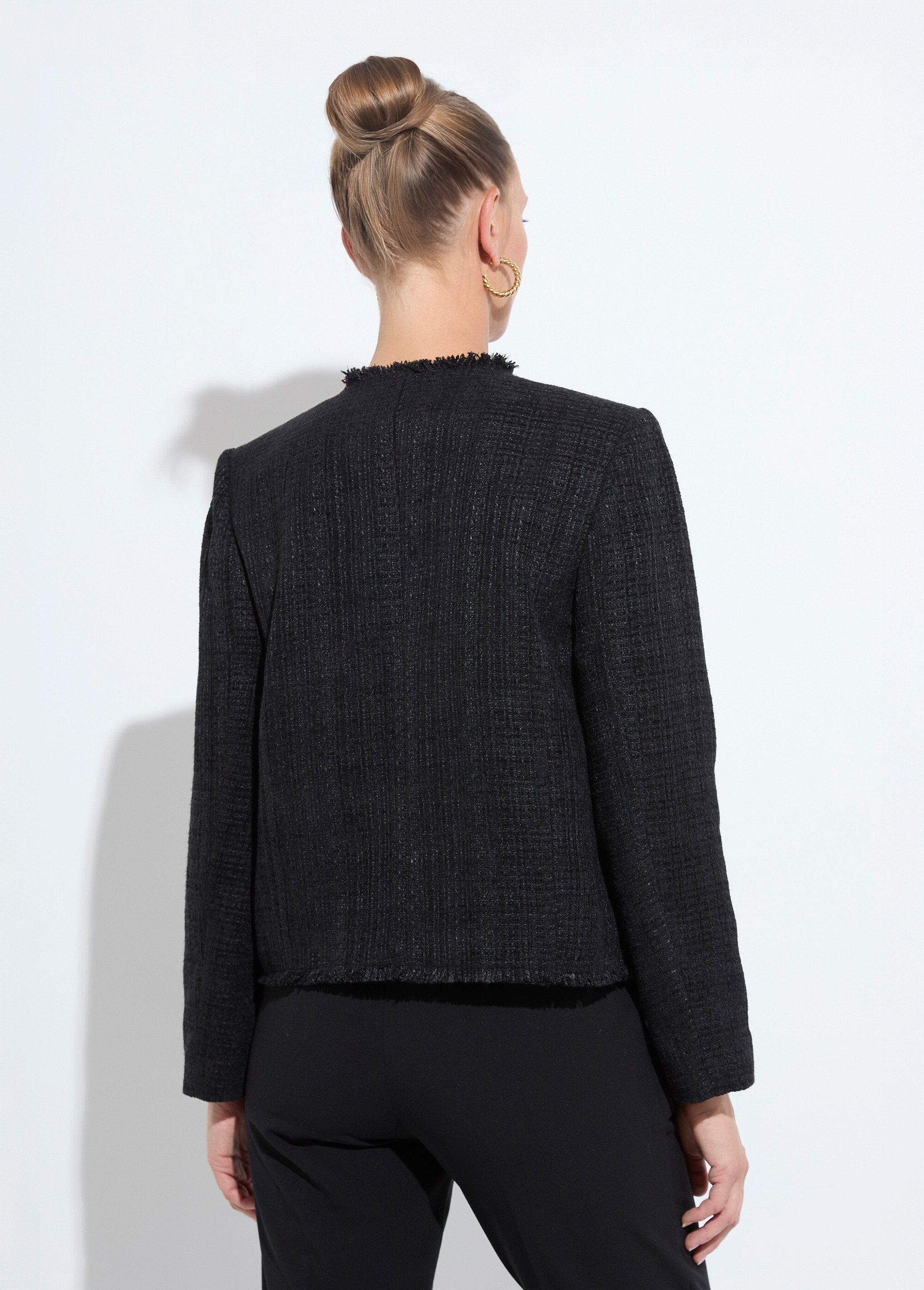 Giacca_in_tweed_senza_colletto_con_frange_e_bottoni_Noir_DO1_slim